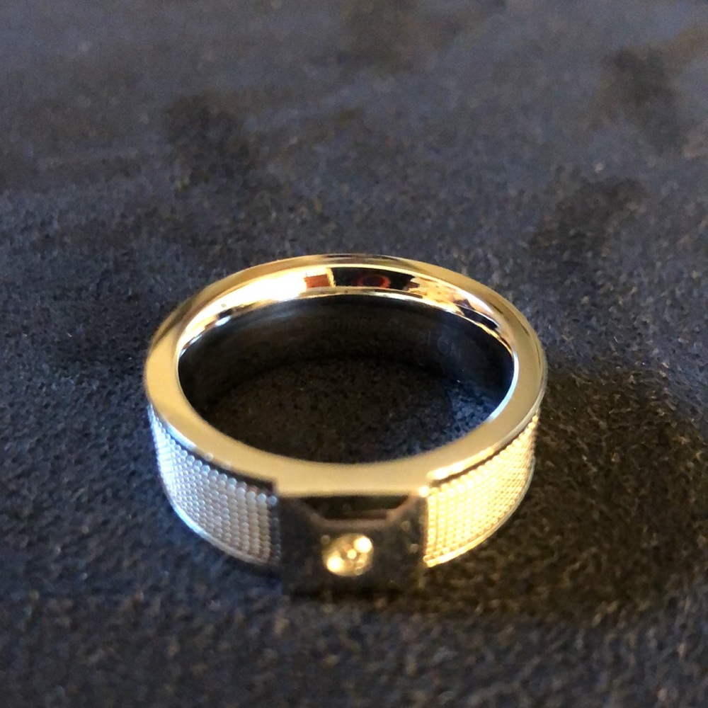 Men’s 2011 SS/CZ Ring NWT